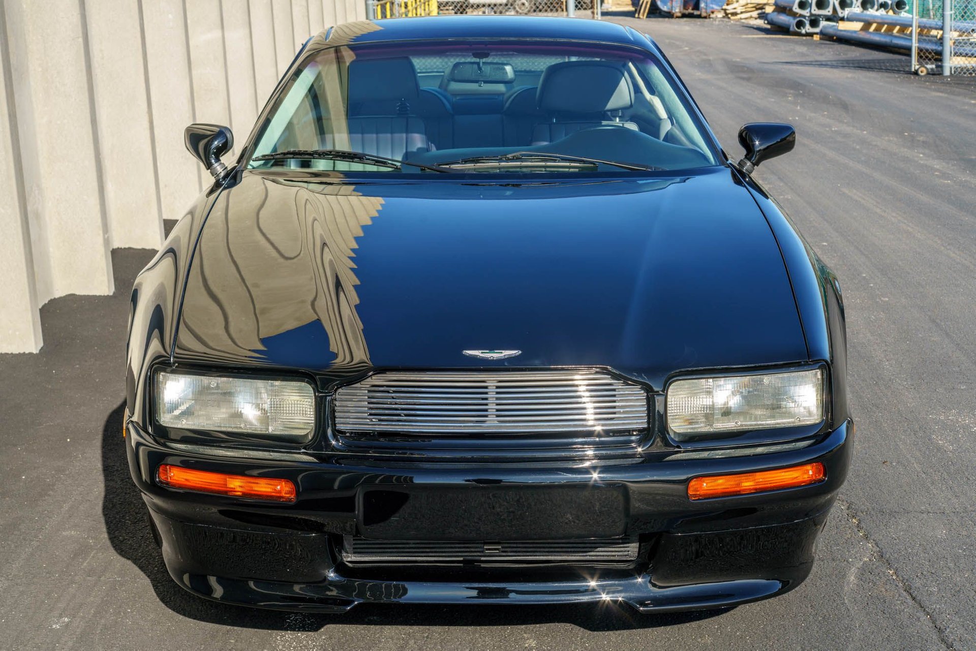 230112 | 1992 Aston Martin Virage | Motoexotica Classic Cars