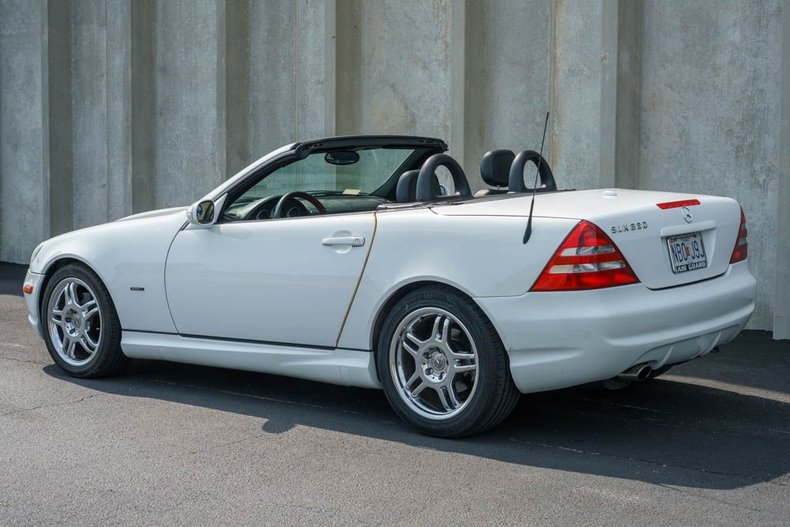 2001 Mercedes-Benz 320 | Motoexotica Classic Cars