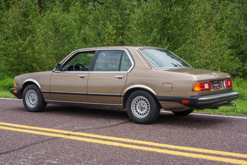 1984 BMW 733I 33
