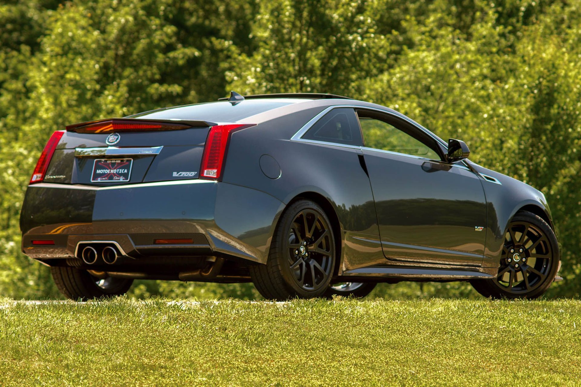 C00425 | 2012 Cadillac CTS-V | Motoexotica Classic Cars