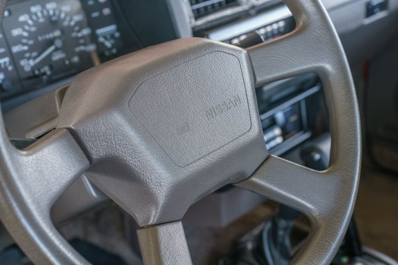 1991 Nissan Pathfinder 102
