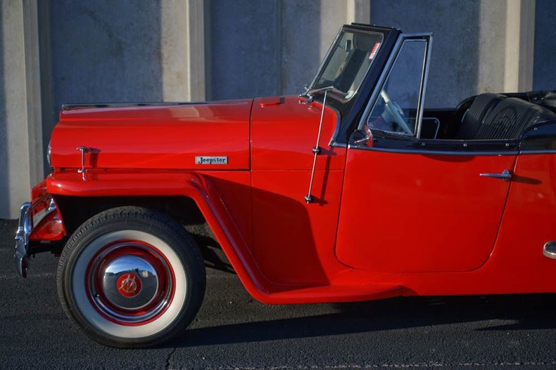1948 Willys Jeepster 36
