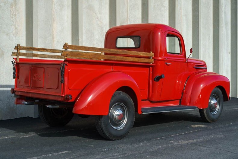 1947 Ford F1 3