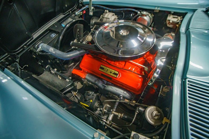 1963 Chevrolet Corvette 19