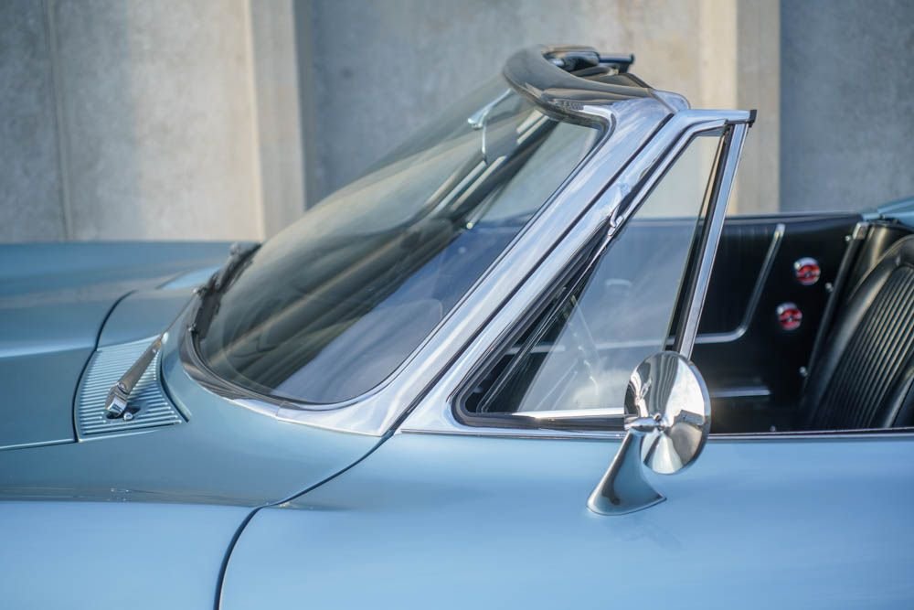 C00447 | 1963 Chevrolet Corvette | Motoexotica Classic Cars