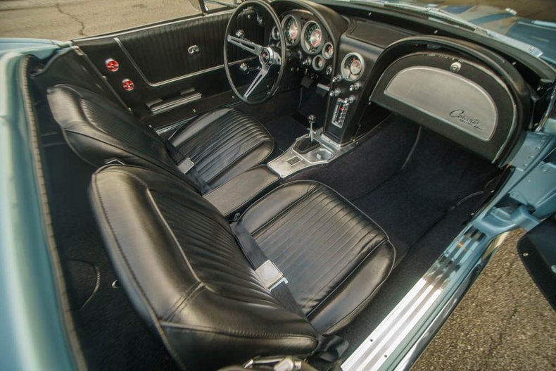 1963 Chevrolet Corvette 164