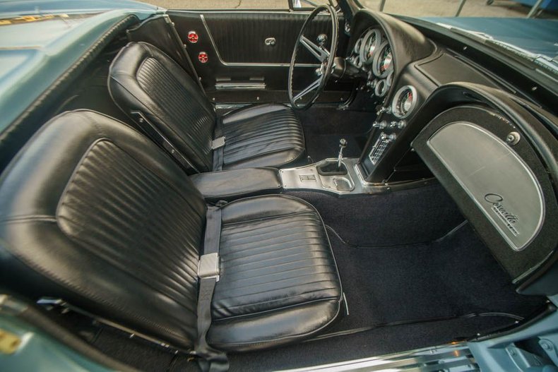 1963 Chevrolet Corvette 163