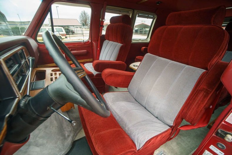 1991 Ford Customized Super Passenger Van 89