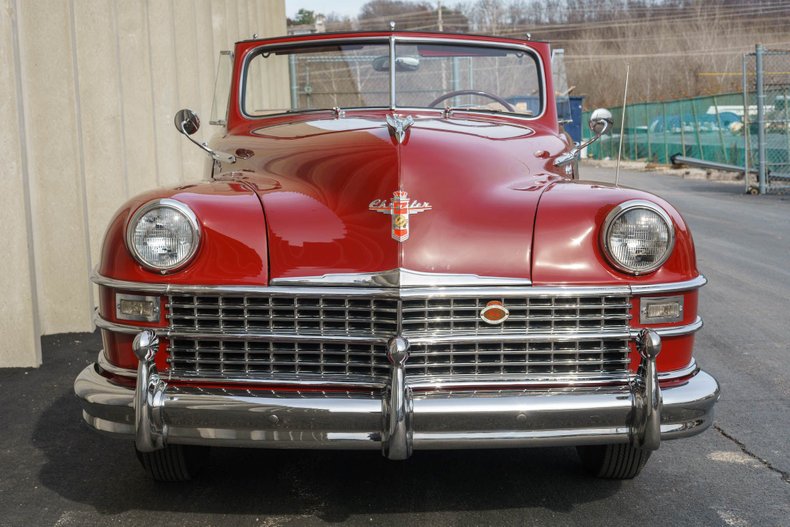 1947 Chrysler Windsor 8