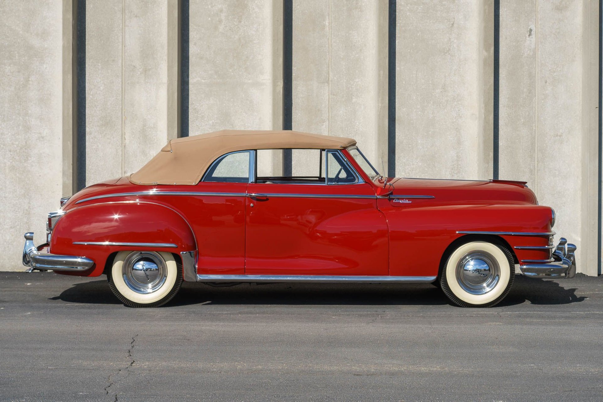 240107 | 1947 Chrysler Windsor Convertible  | Motoexotica Classic Cars