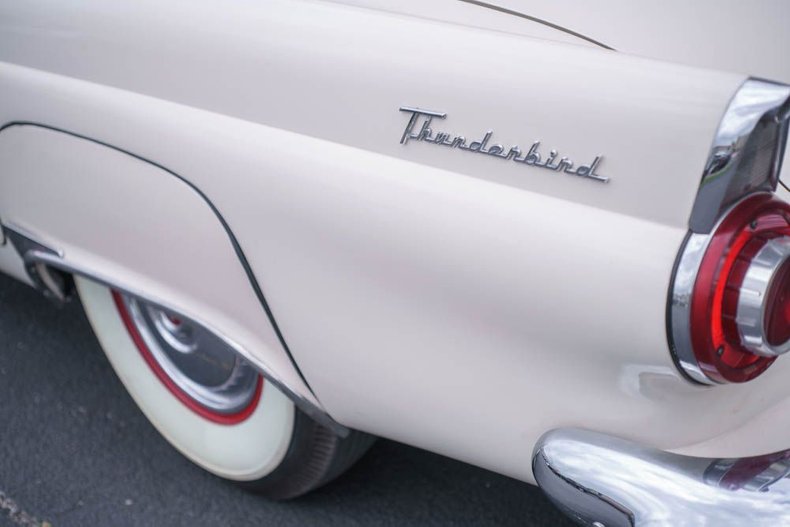 1956 Ford Thunderbird 82