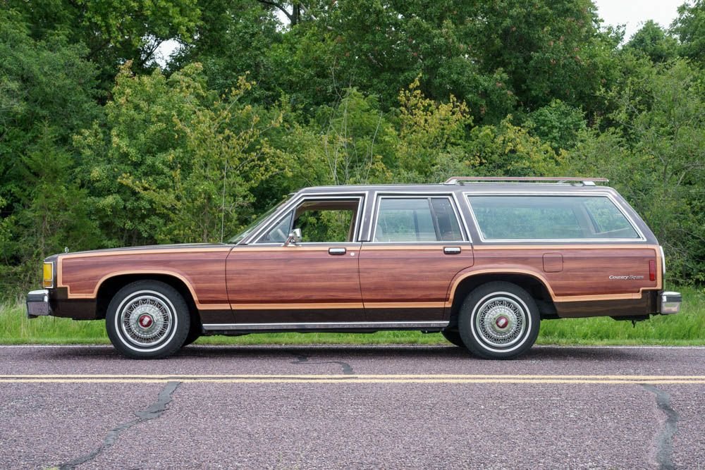 240502 | 1987 Ford LTD Country Squire Wagon LX | Motoexotica Classic Cars