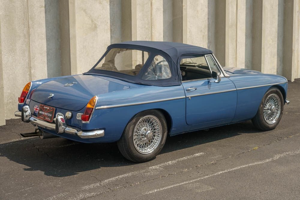 C00458 | 1969 MG MGC Roadster | Motoexotica Classic Cars