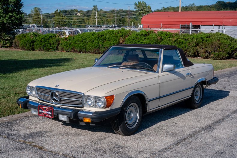 1983 Mercedes-Benz 380 SL 1
