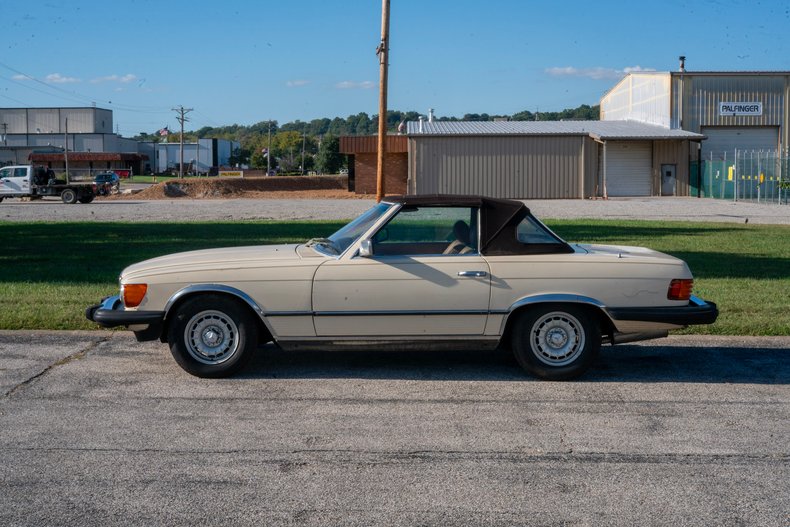1983 Mercedes-Benz 380 SL 19
