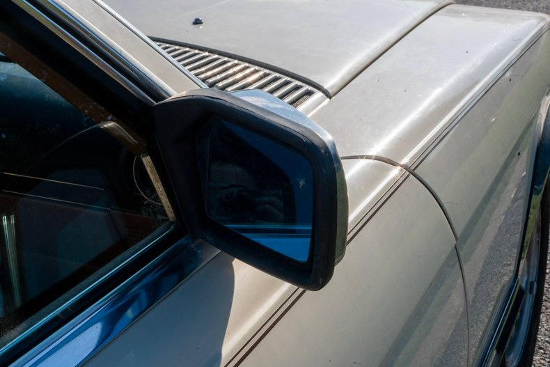 1983 Mercedes-Benz 380 SL 48