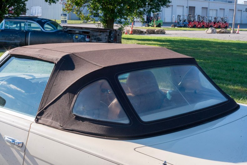 1983 Mercedes-Benz 380 SL 11