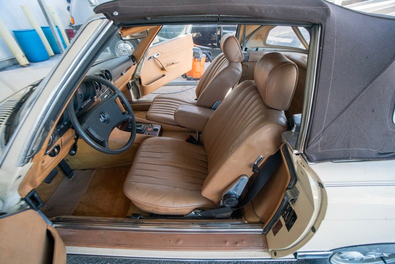 1983 Mercedes-Benz 380 SL 63