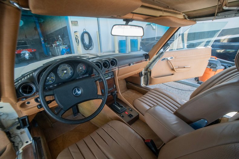 1983 Mercedes-Benz 380 SL 7