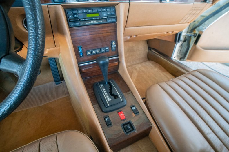 1983 Mercedes-Benz 380 SL 77