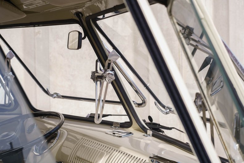 1974 Volkswagen Type 2 | Motoexotica Classic Cars