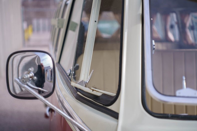 1974 Volkswagen Type 2 | Motoexotica Classic Cars