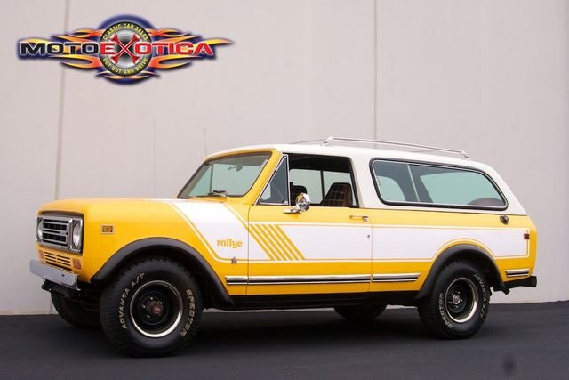 1979 International Harvester Scout II Christmas Ornament – Johnny Lightning, 1/64, Tetto Rigido Giallo - 4