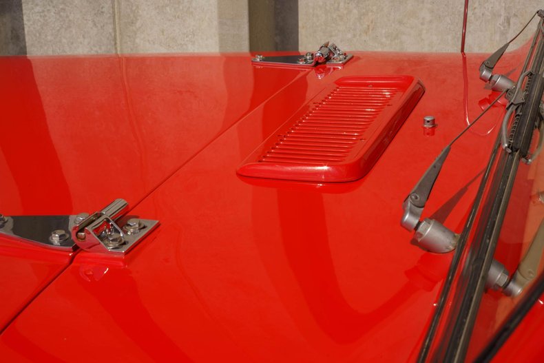 1970 Jeep Jeepster Commando | Motoexotica Classic Cars