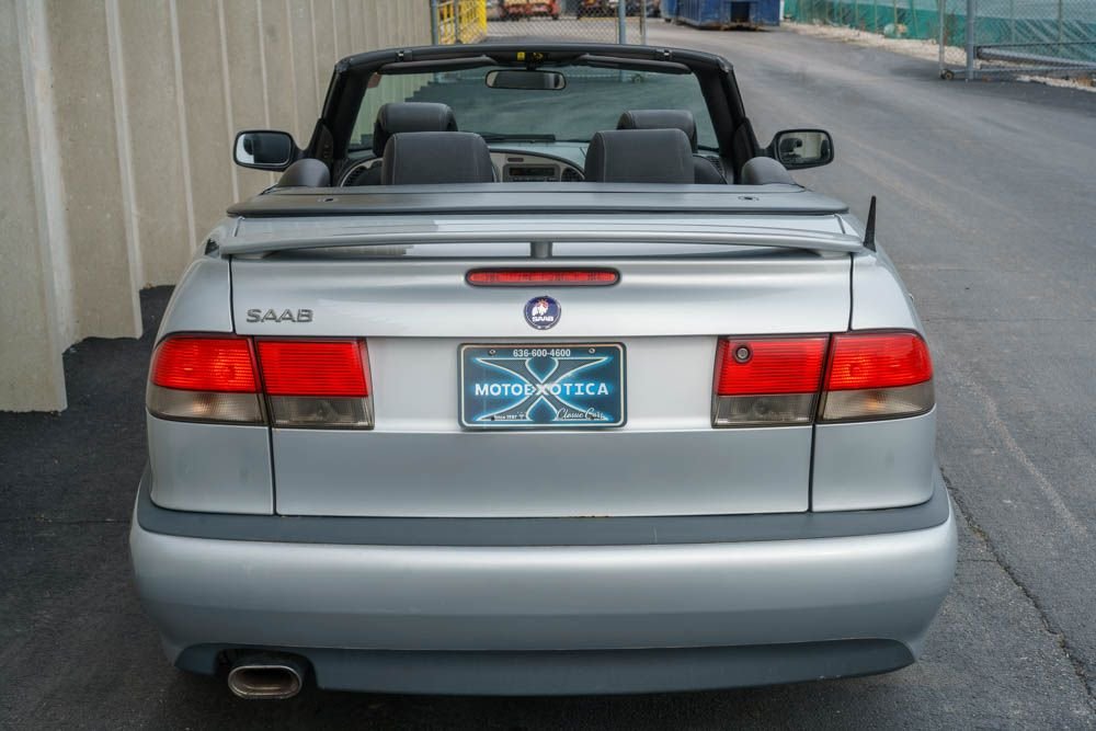 211020 | 2002 Saab 9-3 Viggen convertible | Motoexotica Classic Cars