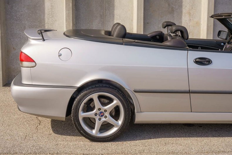 2002 Saab 9-3 Viggen convertible 42