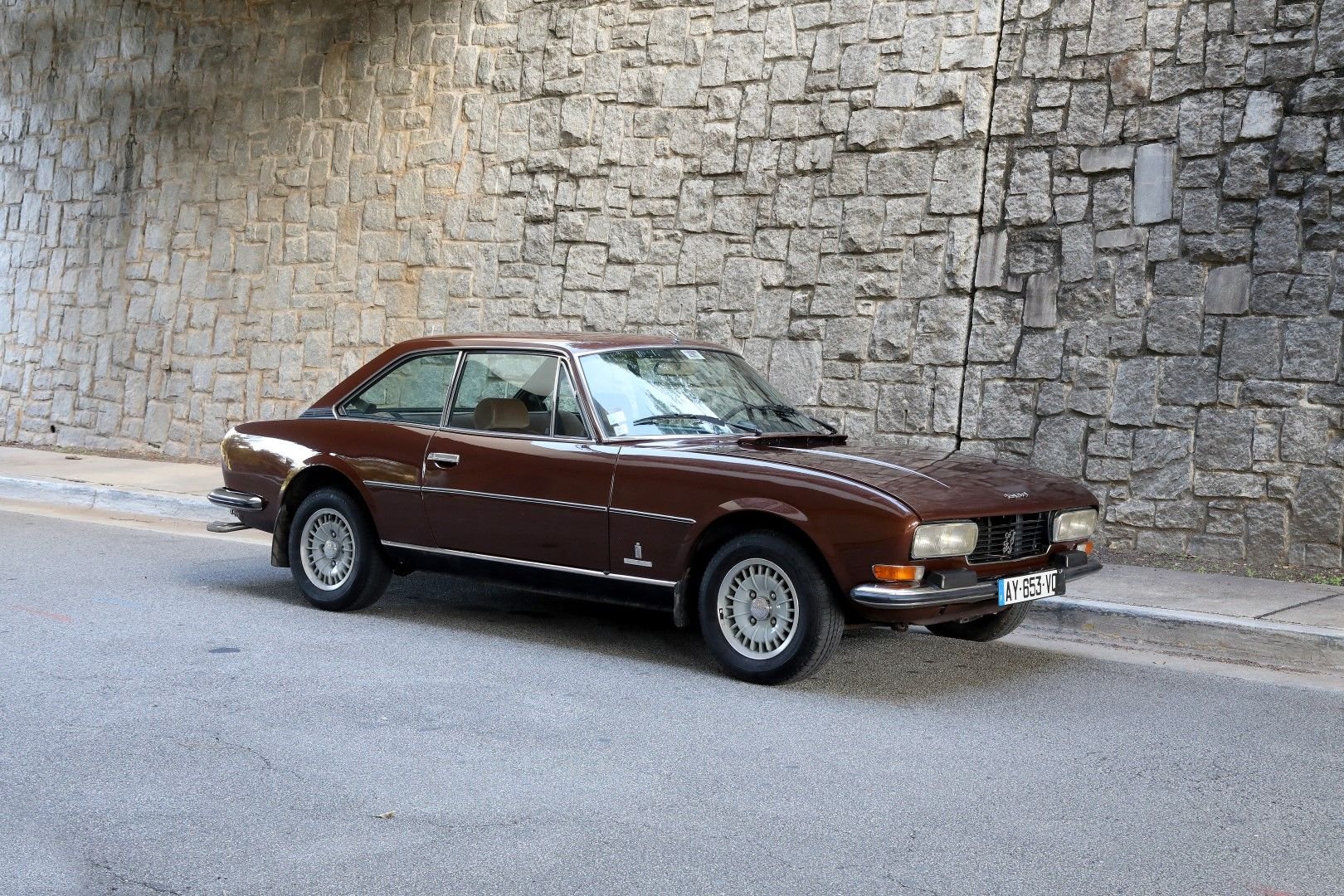 1975 Peugeot 504 | Classic & Collector Cars