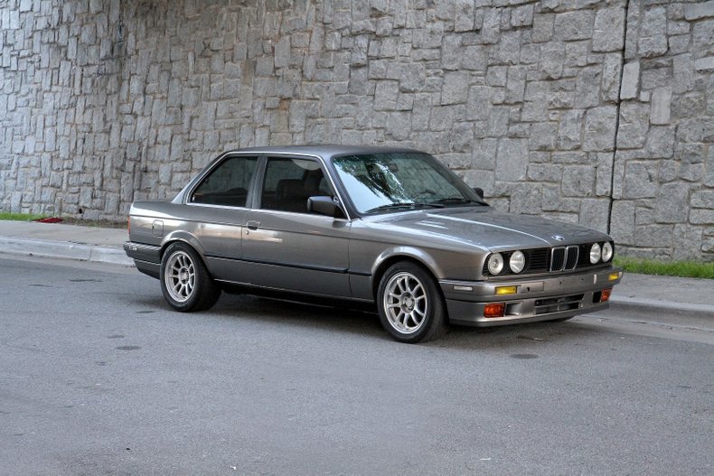  1989 BMW 325i |  Estudio de automóviles