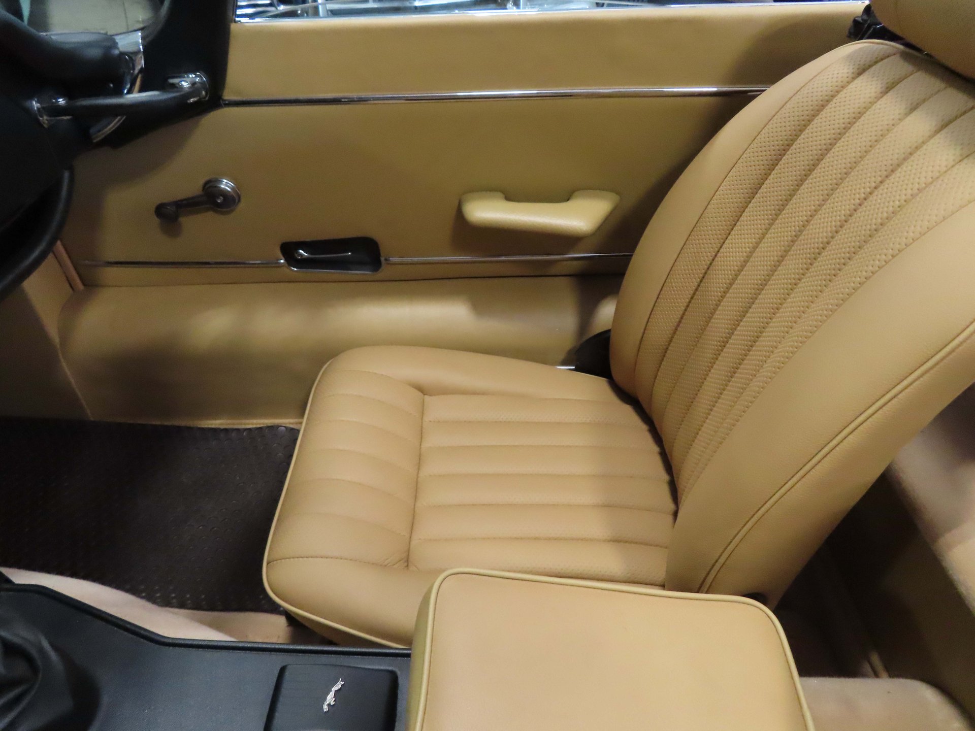 For Sale 1974 Jaguar XKE