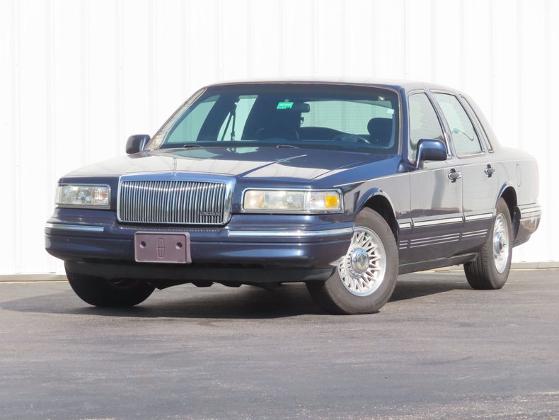 For Sale 1996 Lincoln Town Car