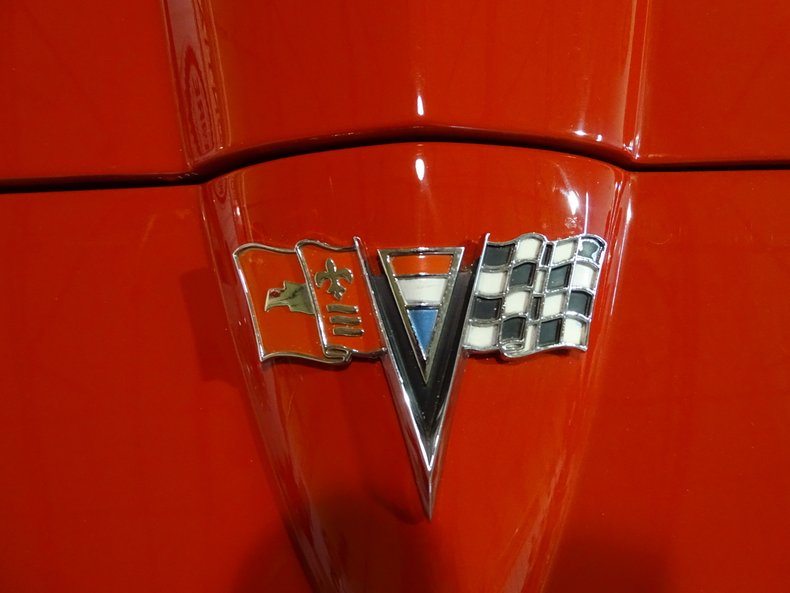 1965 Chevrolet Corvette 33
