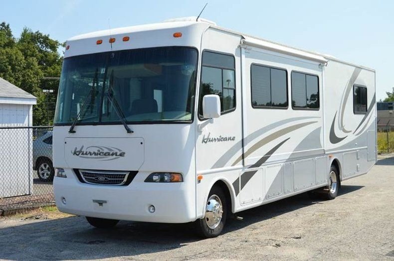 2005 Forest River Hurricane | Mutual Enterprises Inc