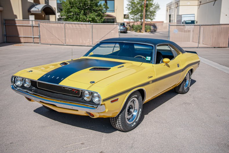 1970 Dodge Challenger R/T | American Muscle CarZ
