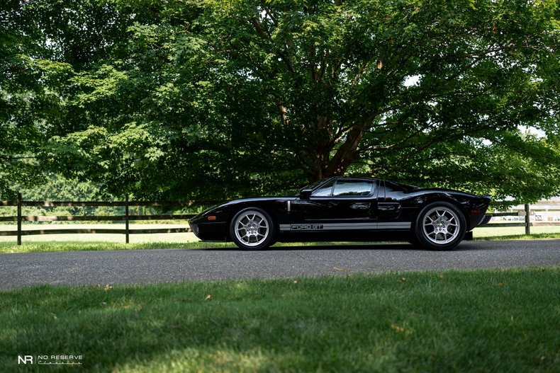 2006 Ford GT 55