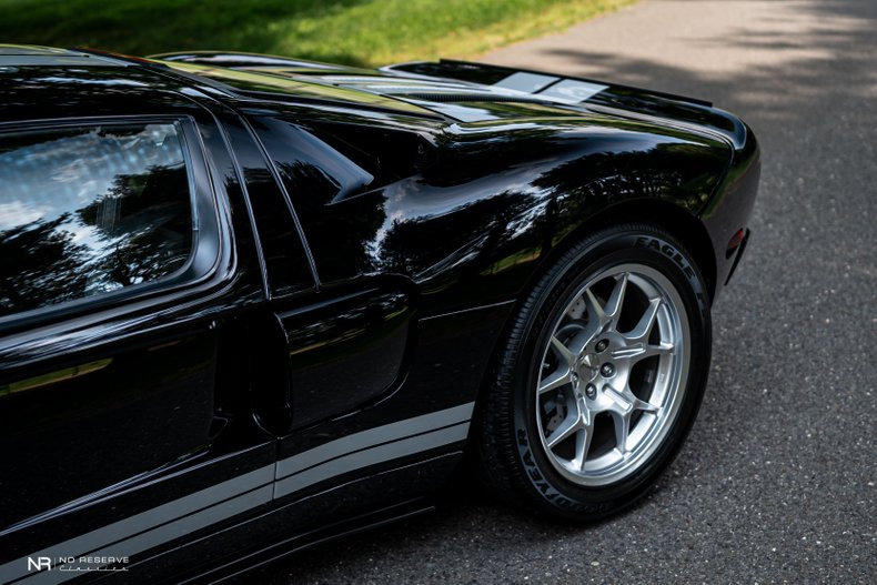 2006 Ford GT 57