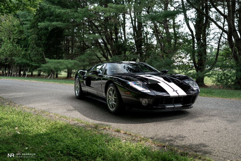 2006 Ford GT 43