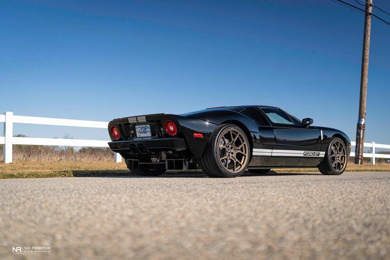 2006 Ford GT 46