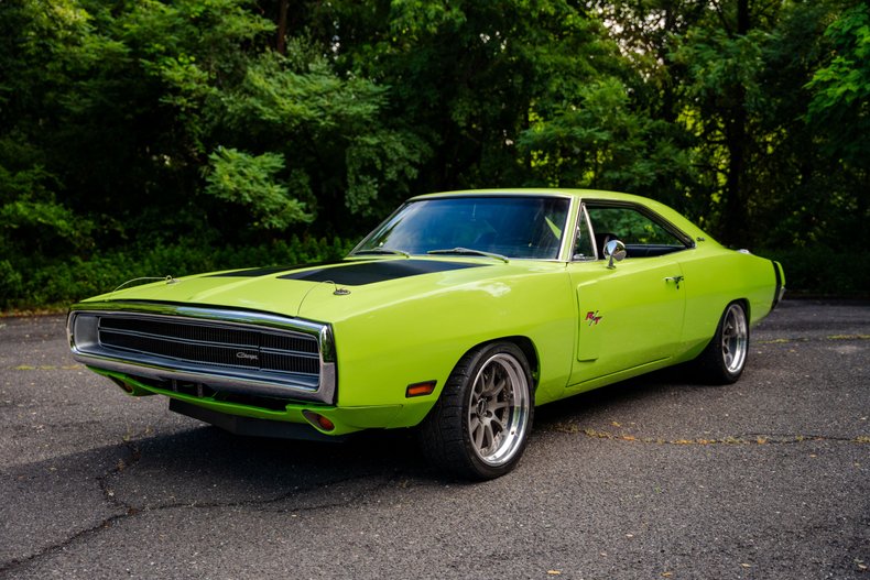 1970 Dodge Charger R/T HEMI Powered V8 5 Speed Pro-Touring Restomod 