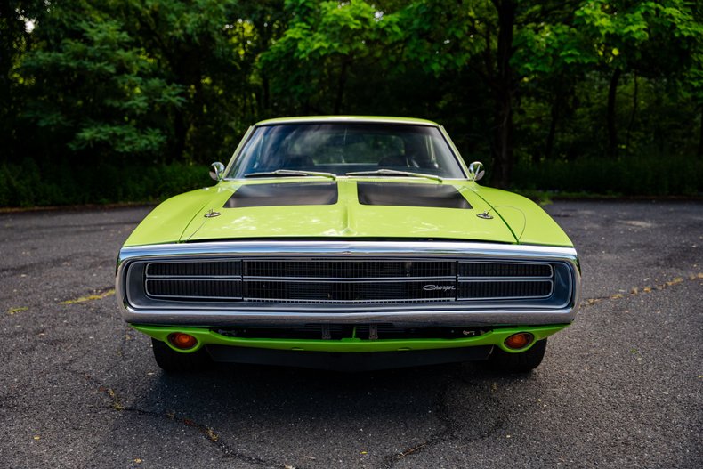 For Sale 1970 Dodge Charger R/T HEMI Powered V8 5 Speed Pro-Touring Restomod