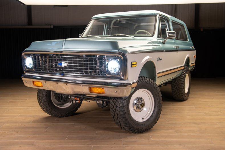 1972 Chevrolet K5 Blazer 23