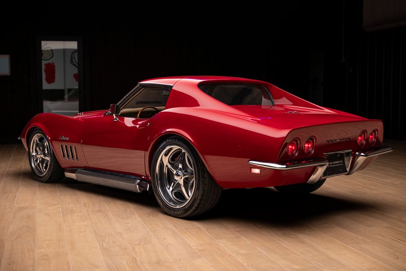 1969 Chevrolet Corvette 14