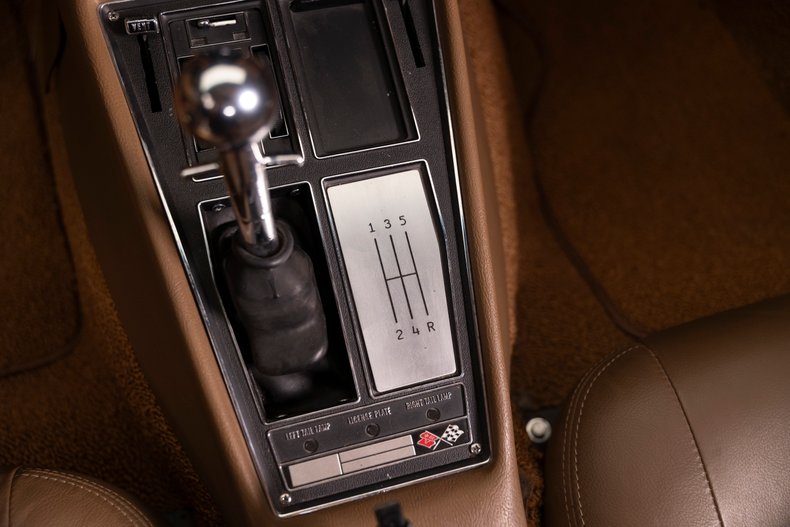 1969 Chevrolet Corvette 229