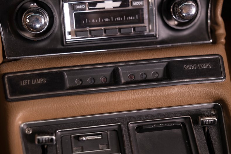 1969 Chevrolet Corvette 221