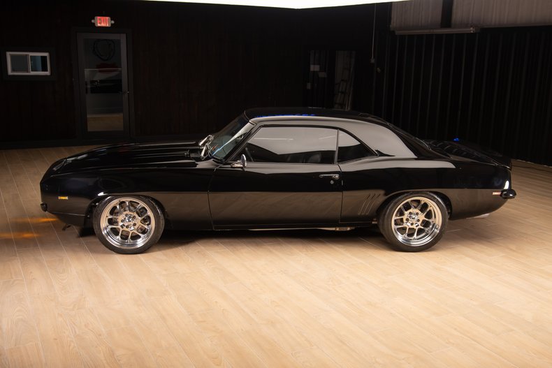 1969 Chevrolet Camaro 14