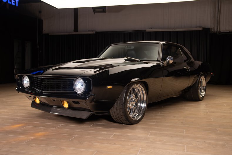 1969 Chevrolet Camaro 12