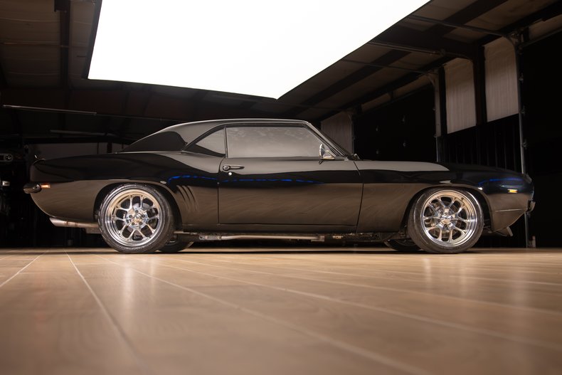 1969 Chevrolet Camaro 28